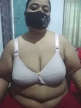 momo loves online show from February 11, 2:27 am