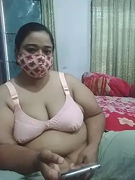 momo loves online show from March 17, 5:33 am