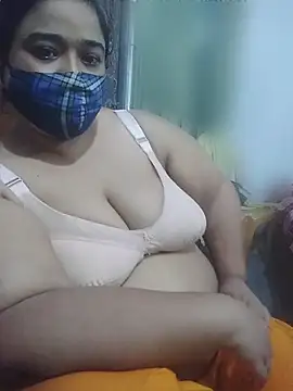 momo loves online show from June 11, 3:04 am