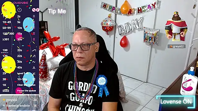 Snapshot of Daddy_1970 chatting on May 15, 10:06 pm Daddy 1970 online show from May 15, 10:06 pm