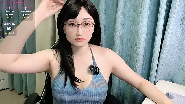 Snapshot of LuLu-lll chatting on March 22, 5:16 pm LuLu-lll online show from March 22, 5:16 pm