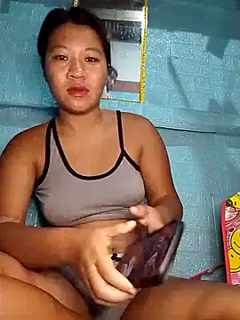 Snapshot of hel_lavente chatting on May 19, 11:11 pm hel lavente online show from May 19, 11:11 pm