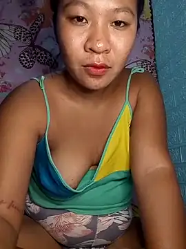 Snapshot of hel_lavente chatting on May 24, 11:37 am hel lavente online show from May 24, 11:37 am