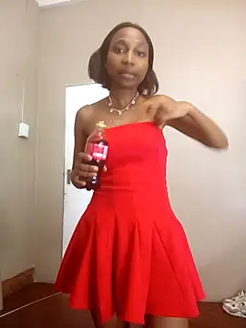 ExtraDoll online show from May 3, 5:19 pm