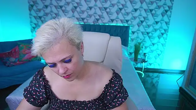 CrystalVibe online show from June 13, 5:27 am