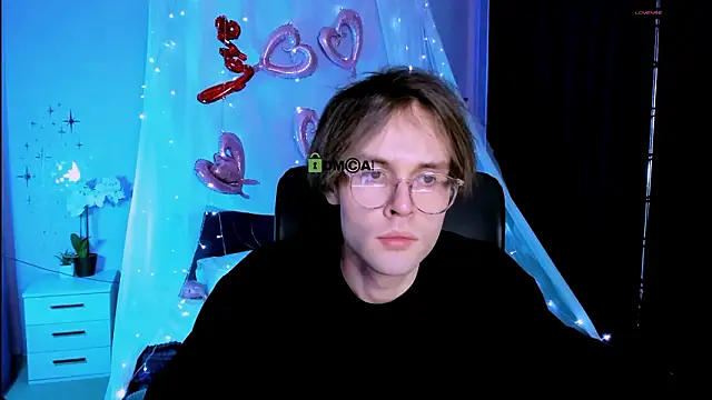 mister alex  online show from March 10, 7:41 pm