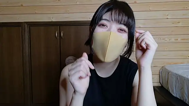 minami room online show from July 1, 2:40 pm