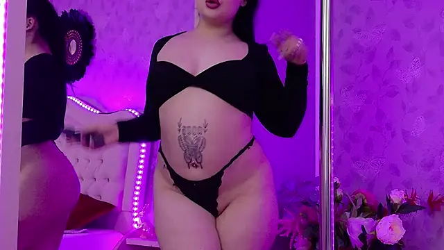 LunaXBabe online show from April 25, 1:41 pm