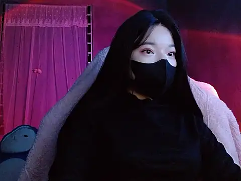 -Tamy- online show from February 7, 4:54 pm