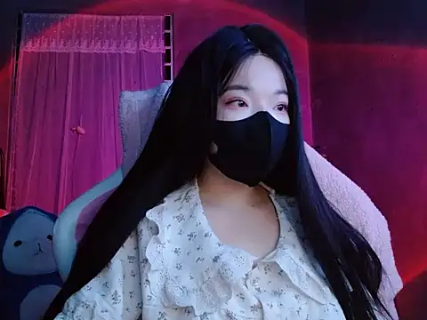 -Tamy- online show from February 12, 3:40 pm