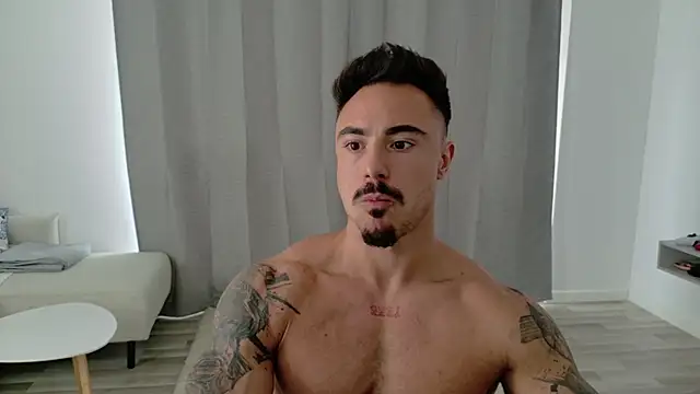 Snapshot of Master_Lukas chatting on May 3, 11:49 am Master Lukas online show from May 3, 11:49 am