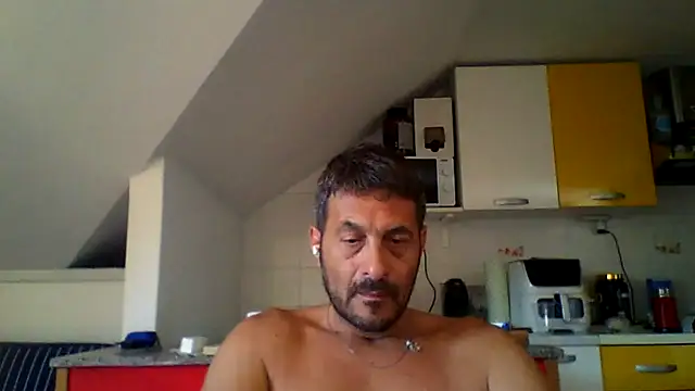 Snapshot of colosone chatting on June 17, 6:38 am colosone online show from June 17, 6:38 am