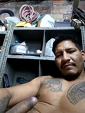 Snapshot of cielo420 chatting on April 8, 4:01 am cielo420 online show from April 8, 4:01 am
