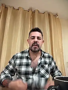 wolfbucker online show from May 4, 4:19 am