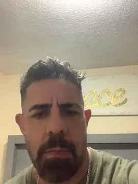 wolfbucker online show from July 20, 5:33 am