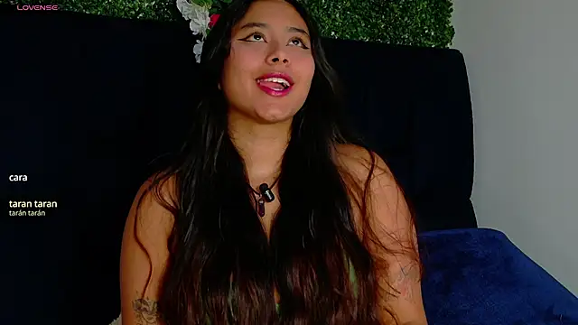 AnnaSmiles online show from May 2, 7:19 pm