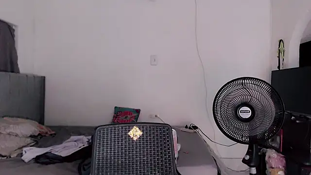 linda brown  online show from March 10, 7:08 pm