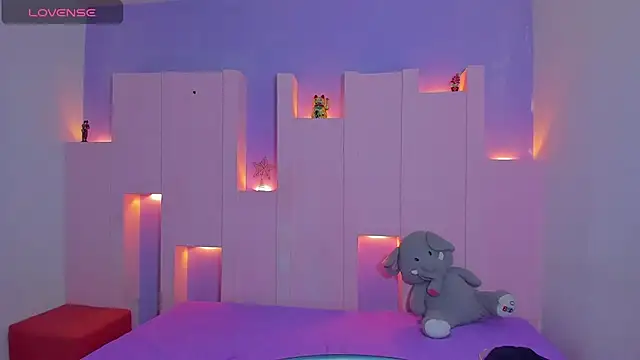 emilywilliis online show from February 24, 12:08 am