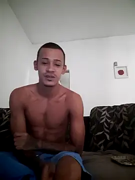 Magrinhodelicia011 online show from March 27, 4:40 pm