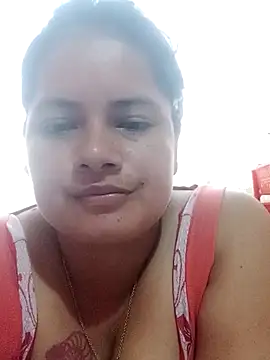 Snapshot of Aliz_Akerman chatting on March 17, 7:39 pm Aliz Akerman online show from March 17, 7:39 pm