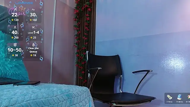 studentdeivy  online show from February 11, 10:09 am