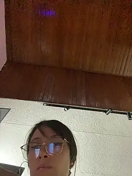 Michelle ec online show from May 15, 3:41 pm