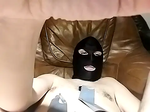 Snapshot of Anatoy chatting on February 2, 3:38 am Anatoy online show from February 2, 3:38 am