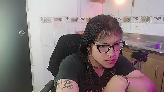 Snapshot of lilith_ayanami chatting on June 9, 1:34 pm lilith ayanami online show from June 9, 1:34 pm