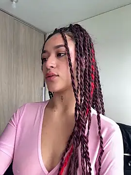 crystal dlun online show from March 10, 4:12 pm