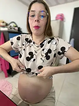 Snapshot of NatalyPinky chatting on July 10, 8:33 pm NatalyPinky online show from July 10, 8:33 pm