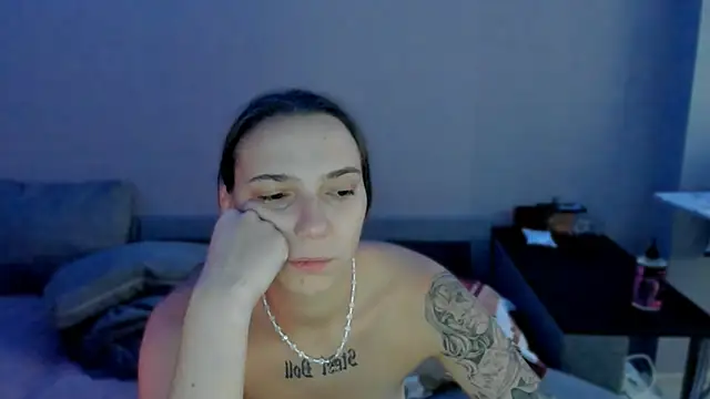 Snapshot of AnnaMized chatting on January 16, 4:38 am AnnaMized online show from January 16, 4:38 am