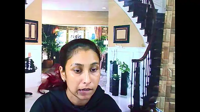 Snapshot of IndianSexyButt chatting on May 16, 5:59 am IndianSexyButt online show from May 16, 5:59 am