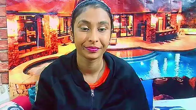 Snapshot of IndianSexyButt chatting on June 10, 5:28 am IndianSexyButt online show from June 10, 5:28 am