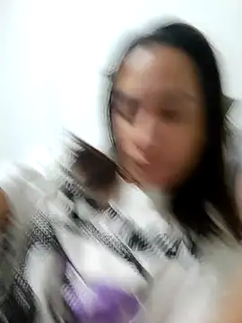 Snapshot of ofjuliaa chatting on July 26, 10:05 pm ofjuliaa online show from July 26, 10:05 pm