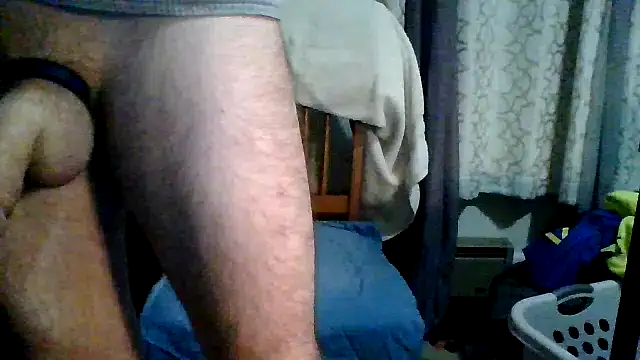 Snapshot of controlmyhole chatting on June 18, 9:09 am controlmyhole online show from June 18, 9:09 am