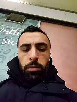 Snapshot of Moh_197 chatting on February 10, 11:31 pm Moh 197 online show from February 10, 11:31 pm