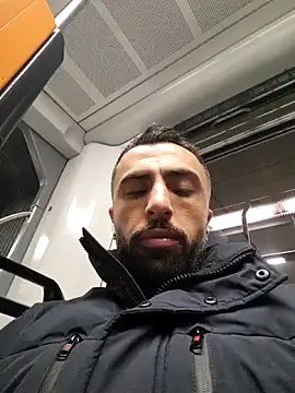 Snapshot of Moh_197 chatting on March 5, 11:34 pm Moh 197 online show from March 5, 11:34 pm