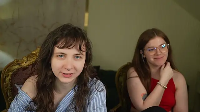 Orly flame online show from March 12, 3:40 pm