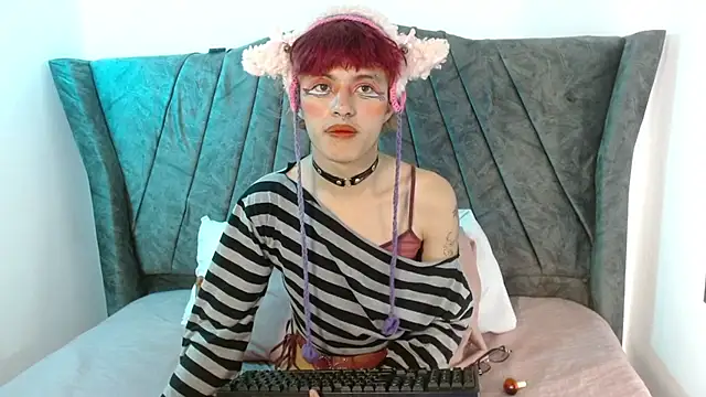 Angel adrien online show from May 1, 12:54 pm