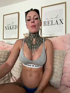 TittenTina online show from July 15, 3:28 pm