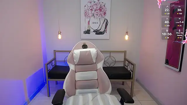 Snapshot of Adri_gomez_x chatting on June 16, 1:58 pm Adri gomez x online show from June 16, 1:58 pm