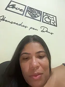 Snapshot of Indiafogosa23 chatting on June 9, 12:39 pm Indiafogosa23 online show from June 9, 12:39 pm