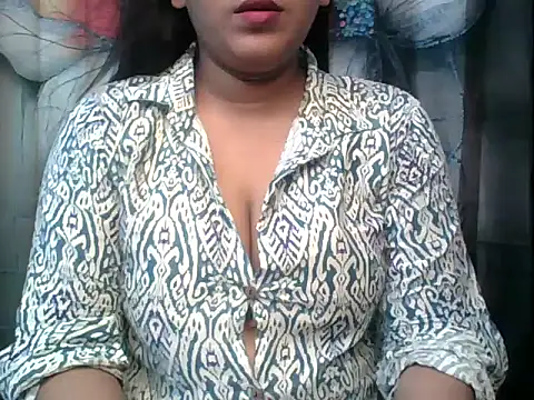 Sima Roy95 online show from April 26, 12:36 pm