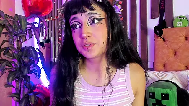 MeowMota  online show from March 6, 6:59 pm