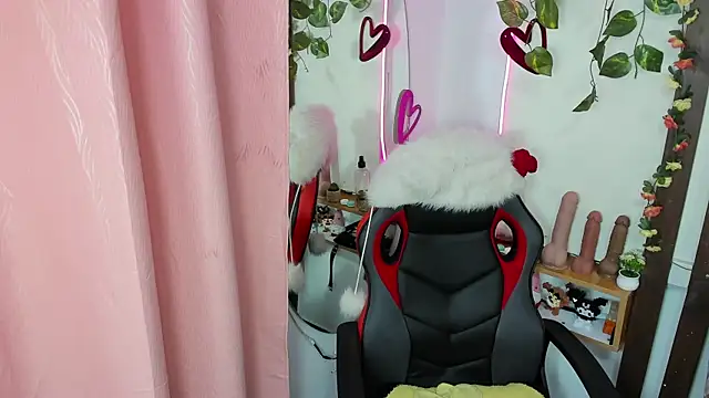 MeowMota  online show from May 30, 7:00 pm