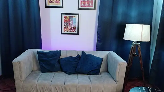 Snapshot of SofiaMante_ chatting on May 10, 10:53 am SofiaMante online show from May 10, 10:53 am