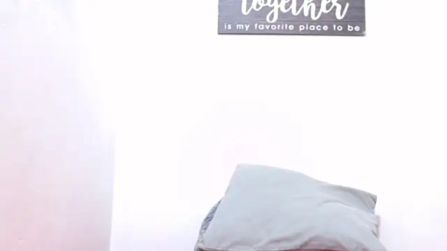Snapshot of alejandra_c19c chatting on May 8, 8:19 am alejandra c19c online show from May 8, 8:19 am