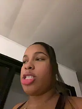 Snapshot of NataliaMillers chatting on June 11, 3:59 am NataliaMillers online show from June 11, 3:59 am