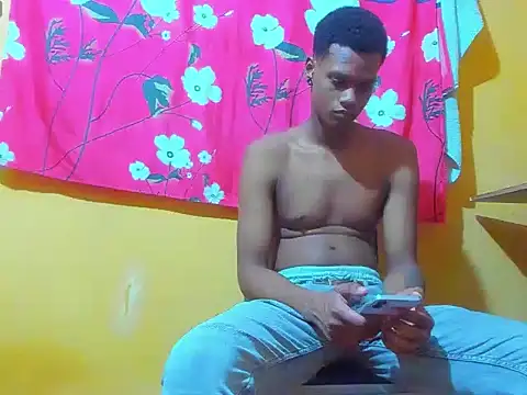 aunstin mohamme online show from February 13, 3:24 am