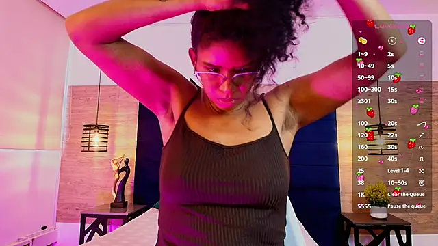Ellie-Alves online show from April 29, 4:44 pm